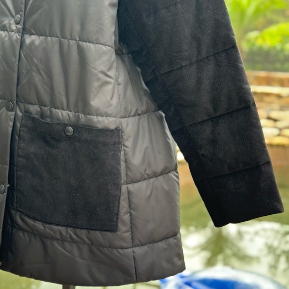 NORTH FACE WOMENS COLLARLESS SYNTHETIC JACKET (XXL) - Picture 4 of 8